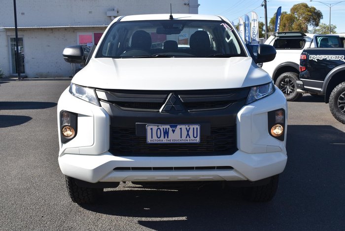 2019 Mitsubishi Triton GLX ADAS