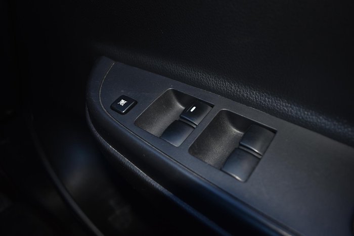 2019 Mitsubishi Triton GLX ADAS