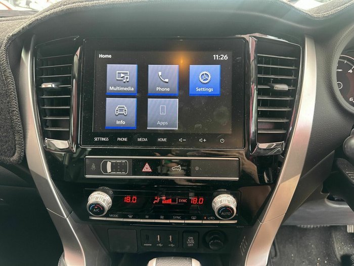 2020 Mitsubishi Pajero Sport GLS