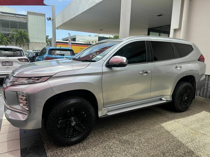 2020 Mitsubishi Pajero Sport GLS
