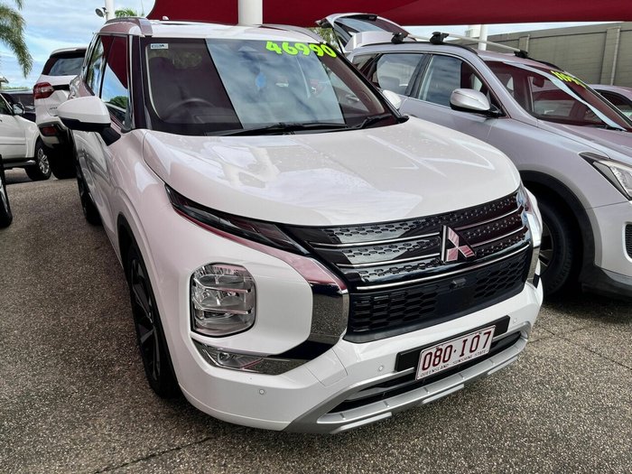 2023 Mitsubishi Outlander Exceed