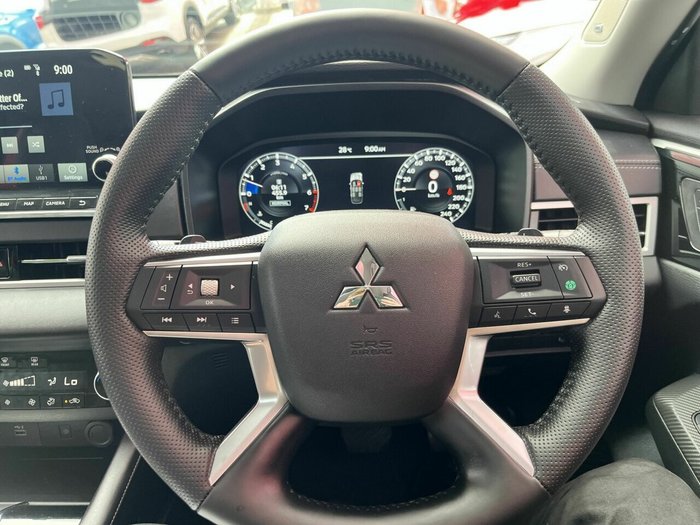 2023 Mitsubishi Outlander Exceed