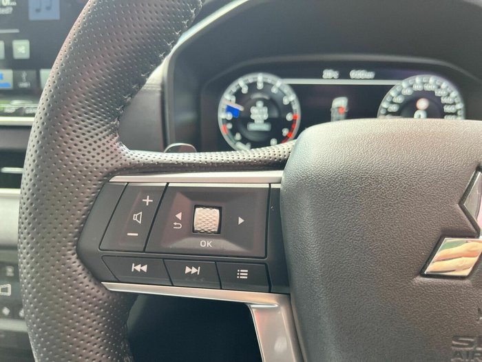 2023 Mitsubishi Outlander Exceed