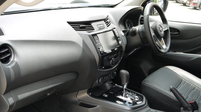 2025 Nissan Navara PRO-4X