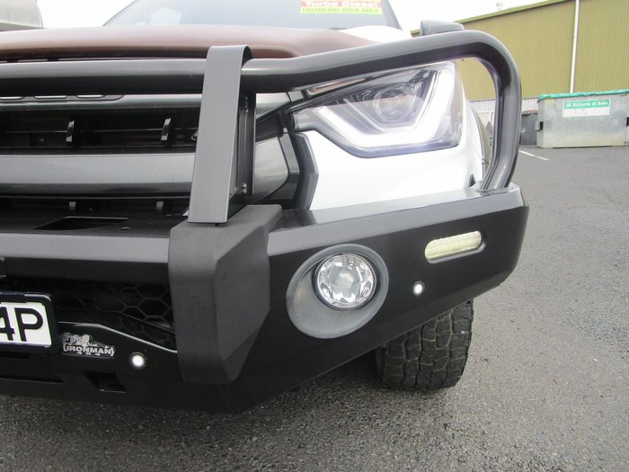 2022 Isuzu D-MAX X-TERRAIN
