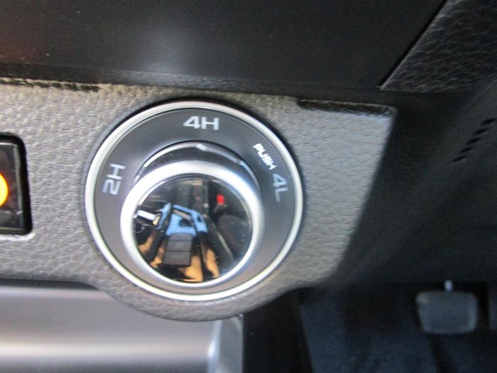 2025 Isuzu D-MAX X-TERRAIN