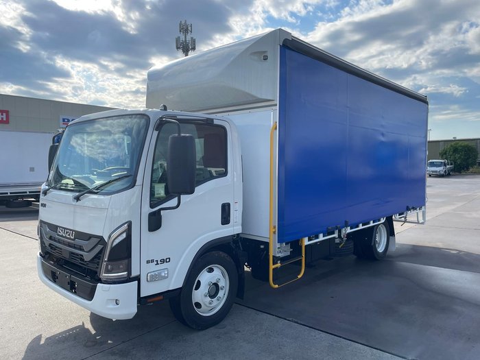 2025 Isuzu Nqr 88/80-190 Am D42