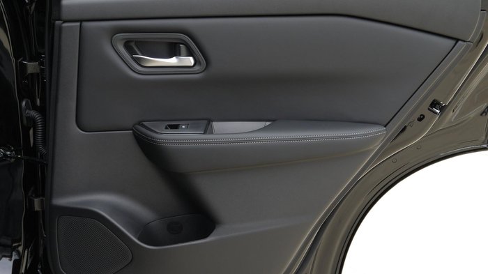 2026 Nissan X-TRAIL ST