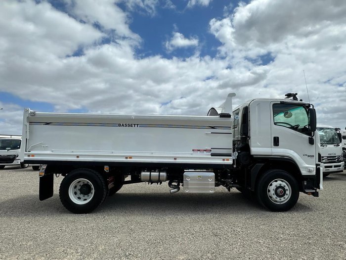 2025 Isuzu F Series FVR 170-300 AT R47