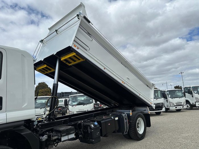 2025 Isuzu F Series FVR 170-300 AT R47