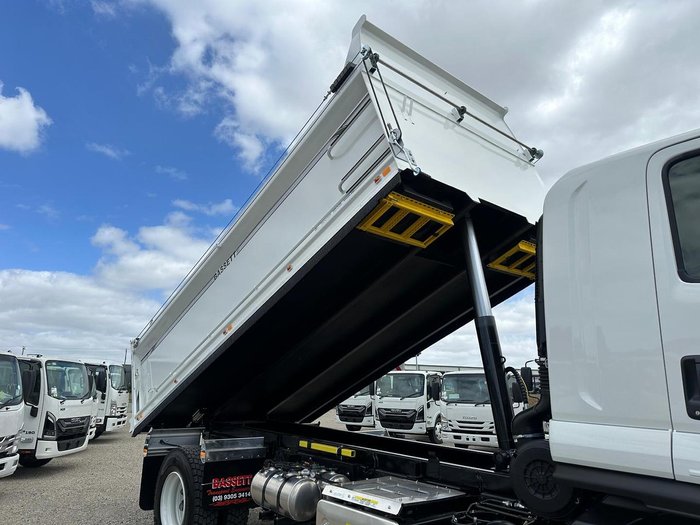2025 Isuzu F Series FVR 170-300 AT R47