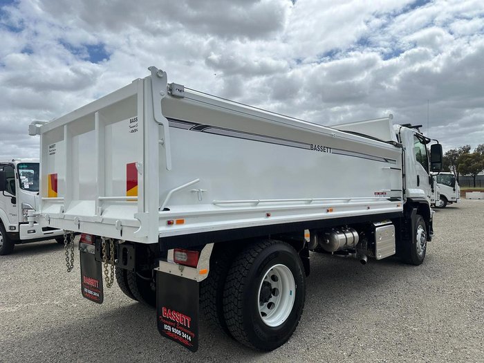 2025 Isuzu F Series FVR 170-300 AT R47