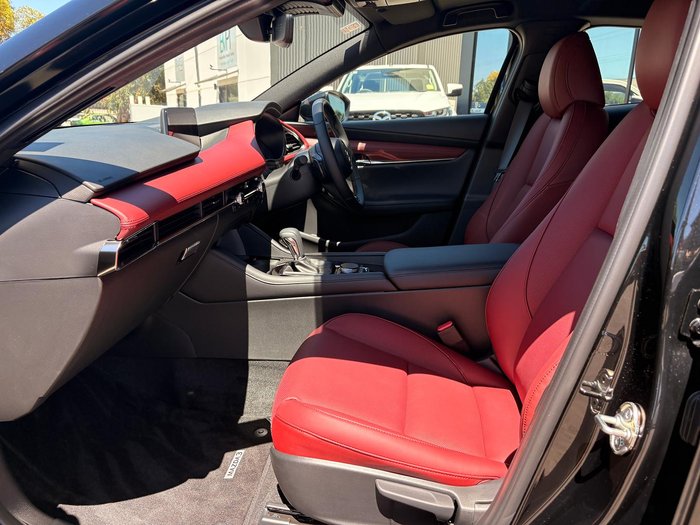 2025 Mazda 3 G25 Astina