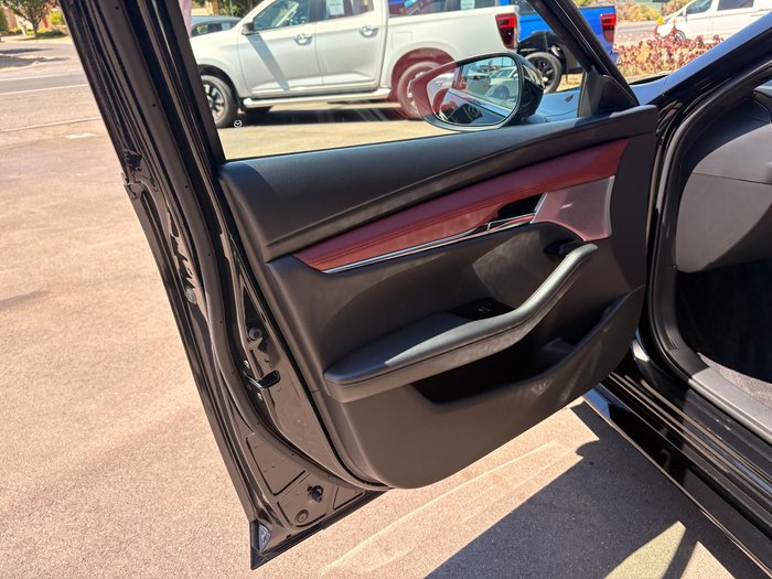 2025 Mazda 3 G25 Astina