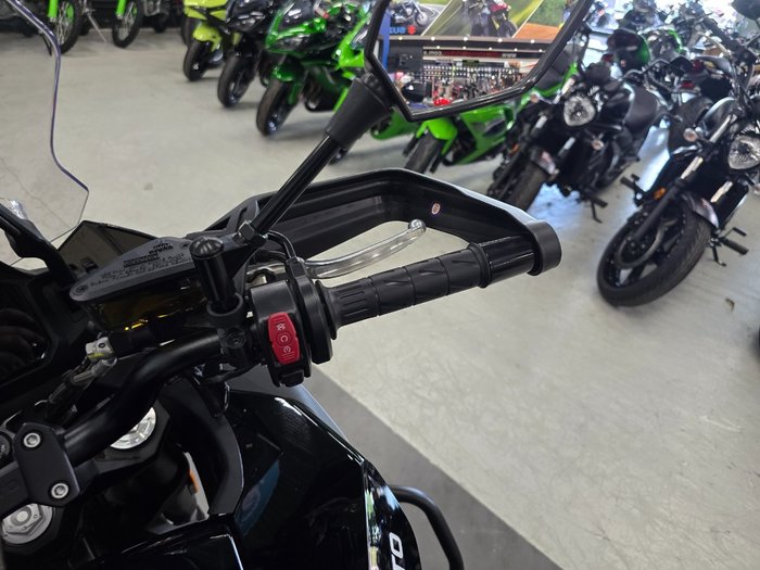 2023 CFMOTO MT Black