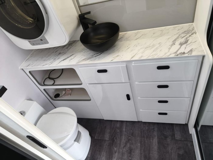 2025 JB Caravans Scorpion Sting 20'6 Rear Door Cafe
