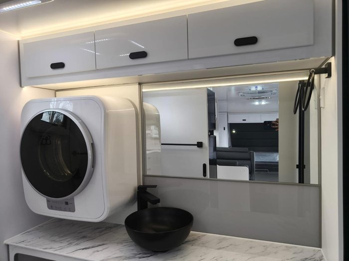 2025 JB Caravans Scorpion Sting 20'6 Rear Door Cafe