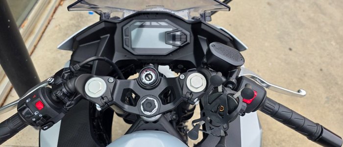 2025 Kawasaki NINJA 500 WHITE