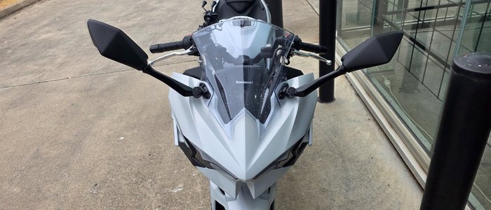 2025 Kawasaki NINJA 500 WHITE