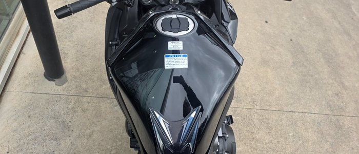 2025 Kawasaki Z H2 (ZR1000K) BLACK