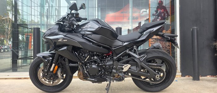 2025 Kawasaki Z H2 (ZR1000K) BLACK
