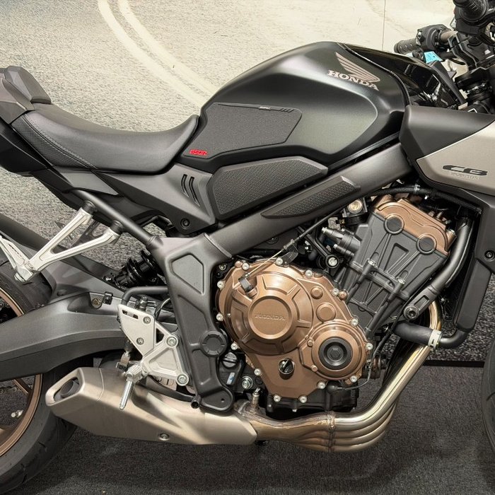 2025 Honda CB650RAC Black