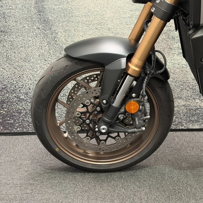 2025 Honda CB650RAC Black