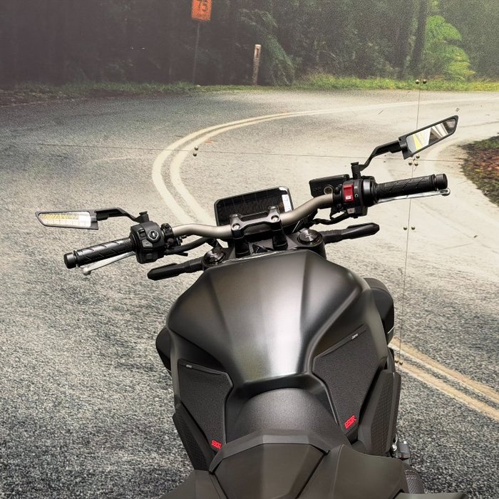 2025 Honda CB650RAC Black