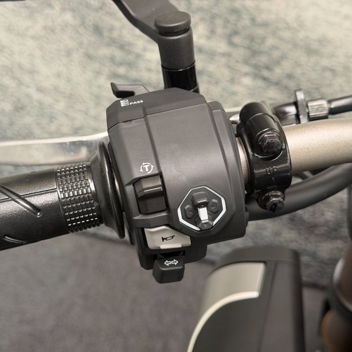 2025 Honda CB650RAC Black