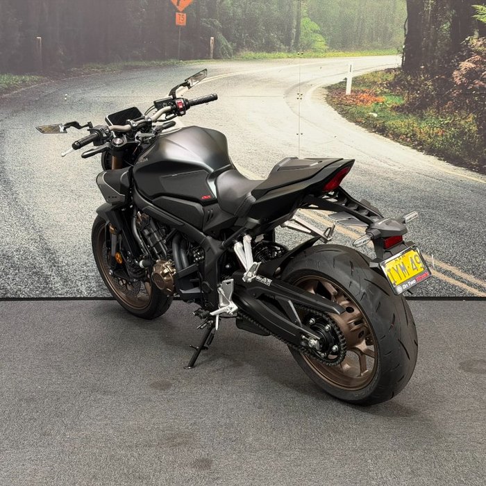 2025 Honda CB650RAC Black