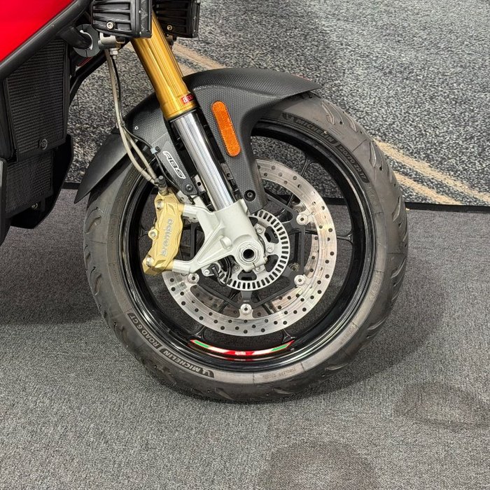 2014 APRILIA CAPONORD 1200 Red