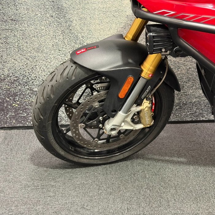 2014 APRILIA CAPONORD 1200 Red