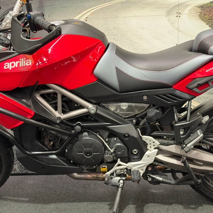 2014 APRILIA CAPONORD 1200 Red