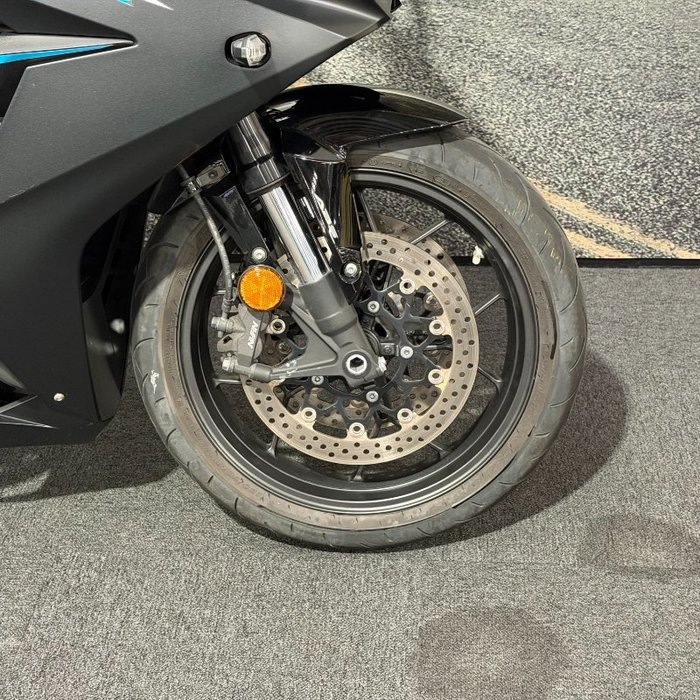 2023 Honda CBR650R Black