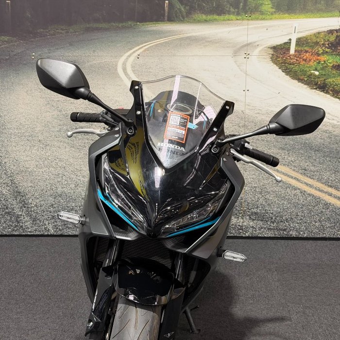 2023 Honda CBR650R Black