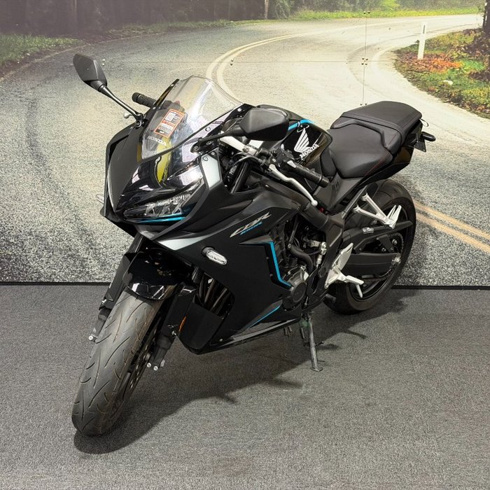 2023 Honda CBR650R Black