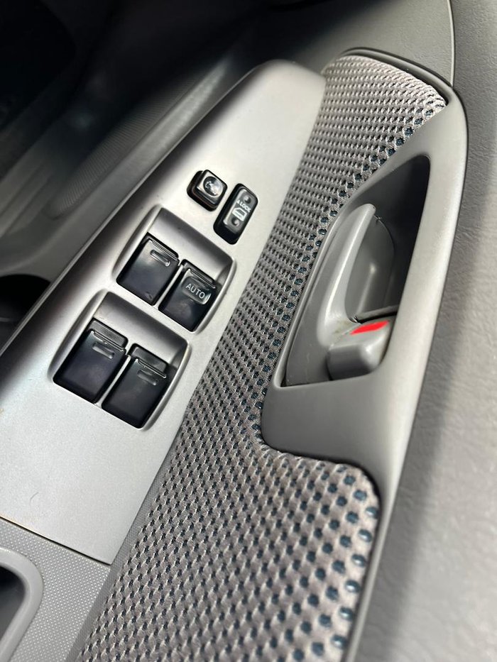 2010 Toyota Hilux SR5