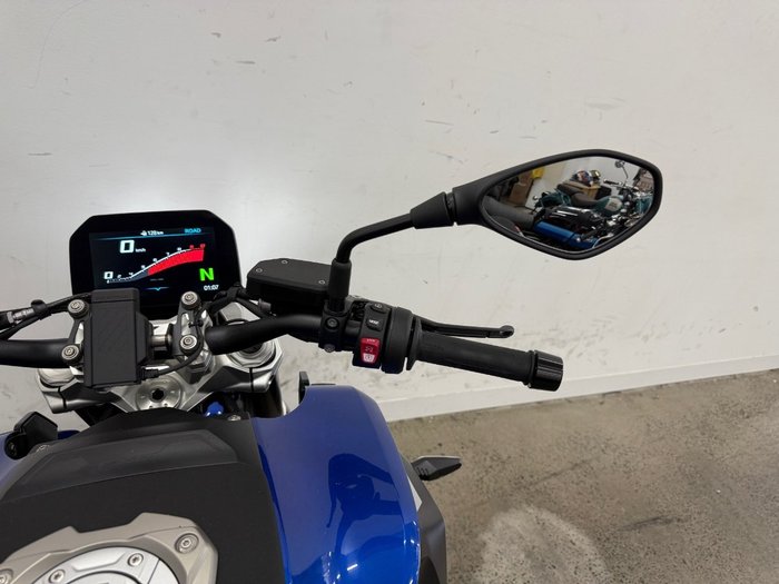2025 BMW Motorrad R 1250 R Blue
