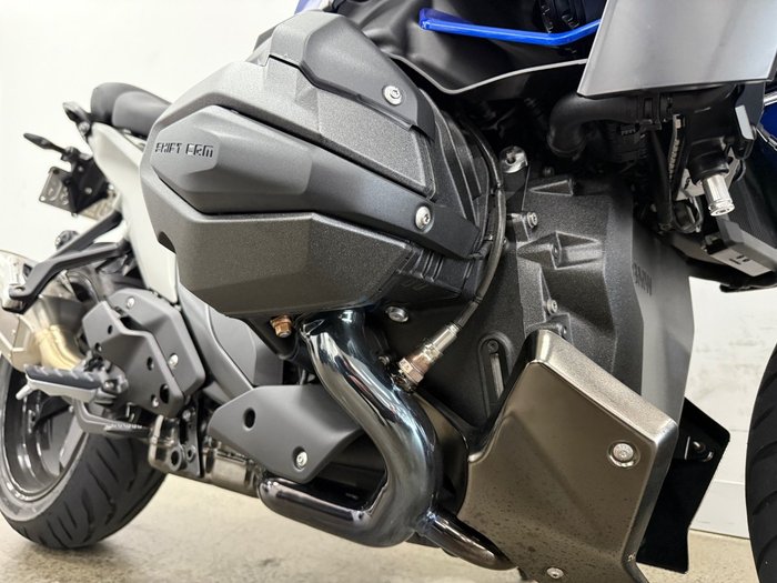 2025 BMW Motorrad R 1250 R Blue