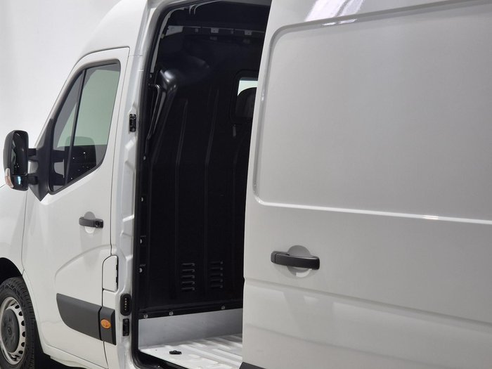 2025 Renault Master Pro 110kW X62 Phase 2 MY25 Mineral White