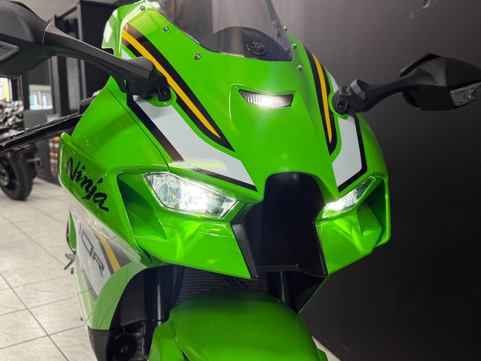 2025 Kawasaki NINJA ZX-10R Green