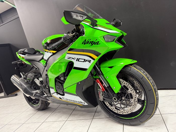 2025 Kawasaki NINJA ZX-10R Green