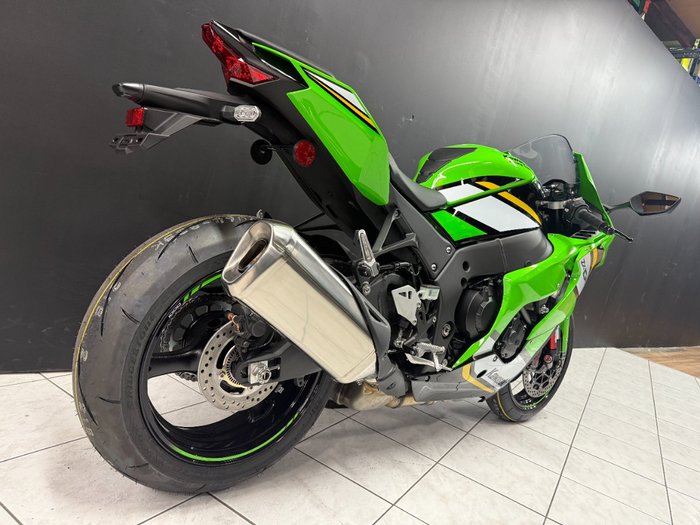 2025 Kawasaki NINJA ZX-10R Green