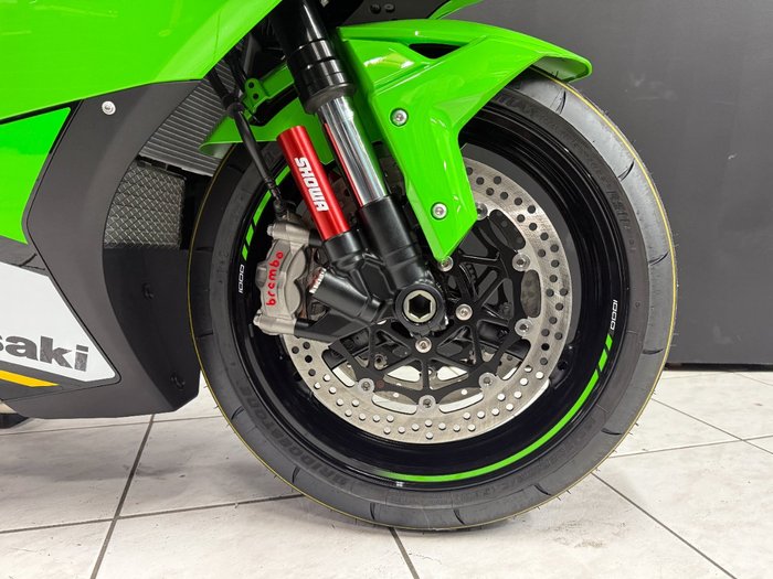 2025 Kawasaki NINJA ZX-10R Green