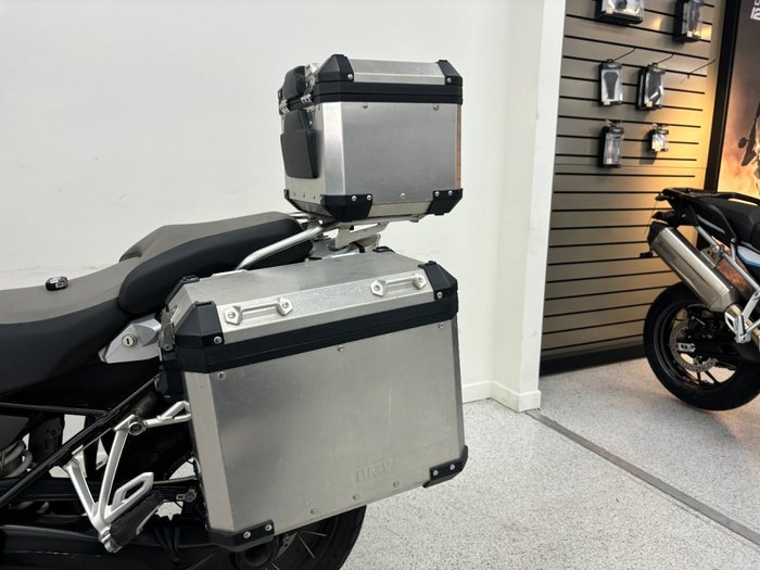 2015 BMW Motorrad R1200 GS ADVENTURE Green