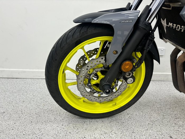 2016 YAMAHA MT-07 grey