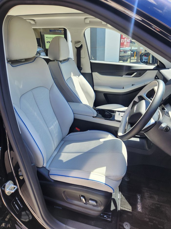 2025 Jaecoo J5 EV Summit