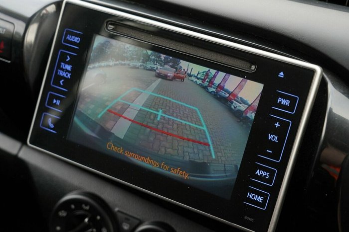 2016 Toyota Hilux SR