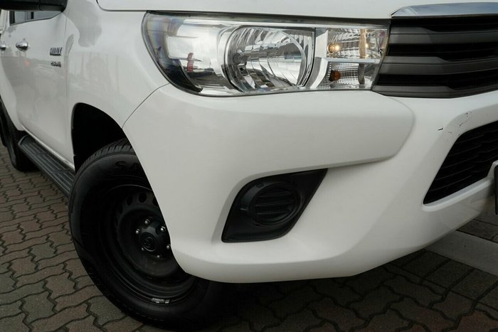 2016 Toyota Hilux SR