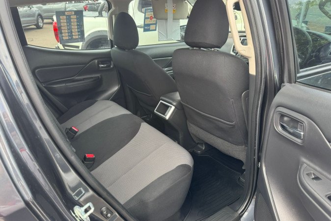2022 MITSUBISHI TRITON GLX+ (4x4)